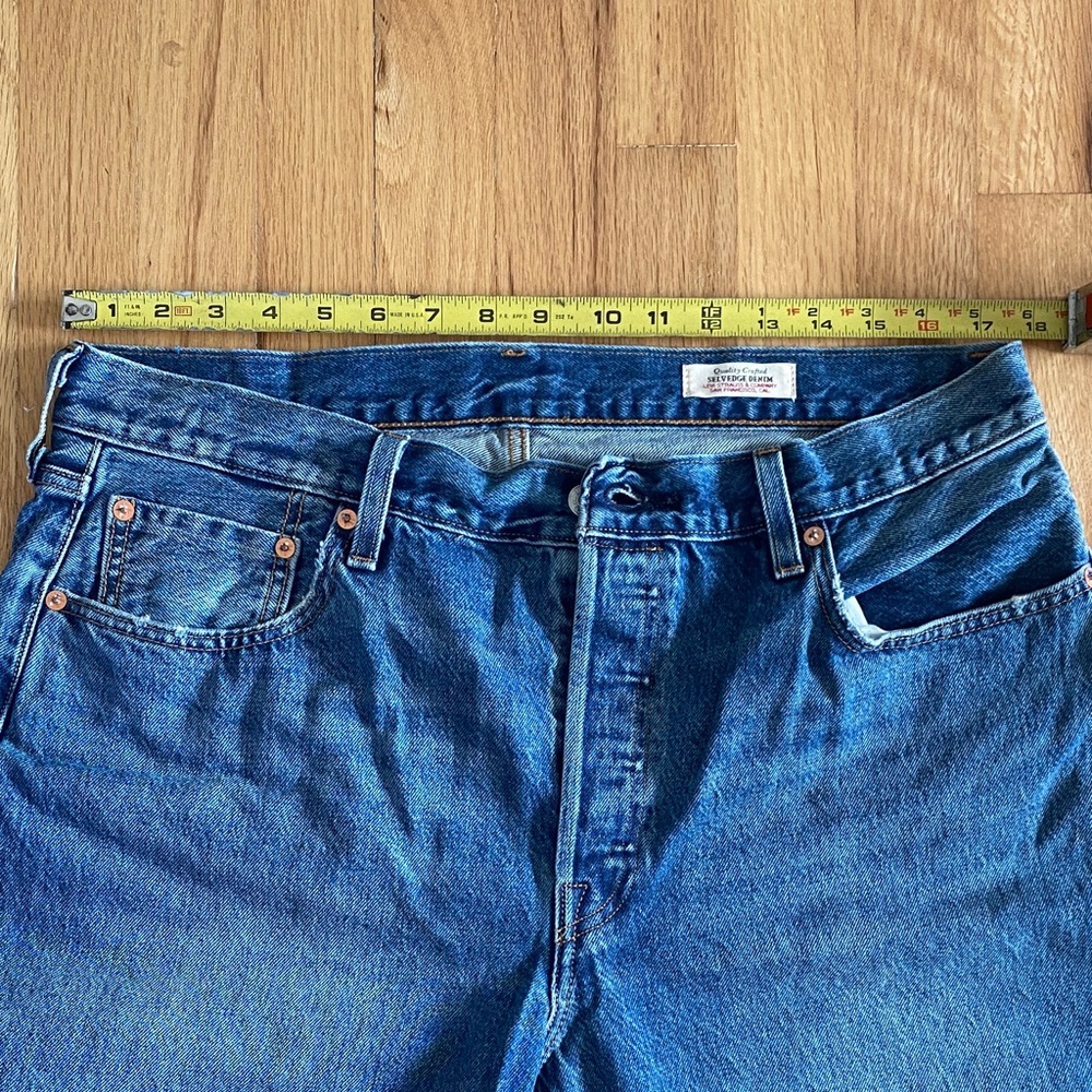 Levi's Women's 501 '90s Selvedge Jeans 33x30 - Picture 6 of 14